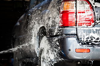 Bezkontaktní mytí vozidla