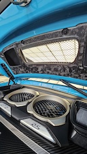 Ošetřit se dají NERTA QUICK DETAILEREM ale i plasty v motorovém prostoru.